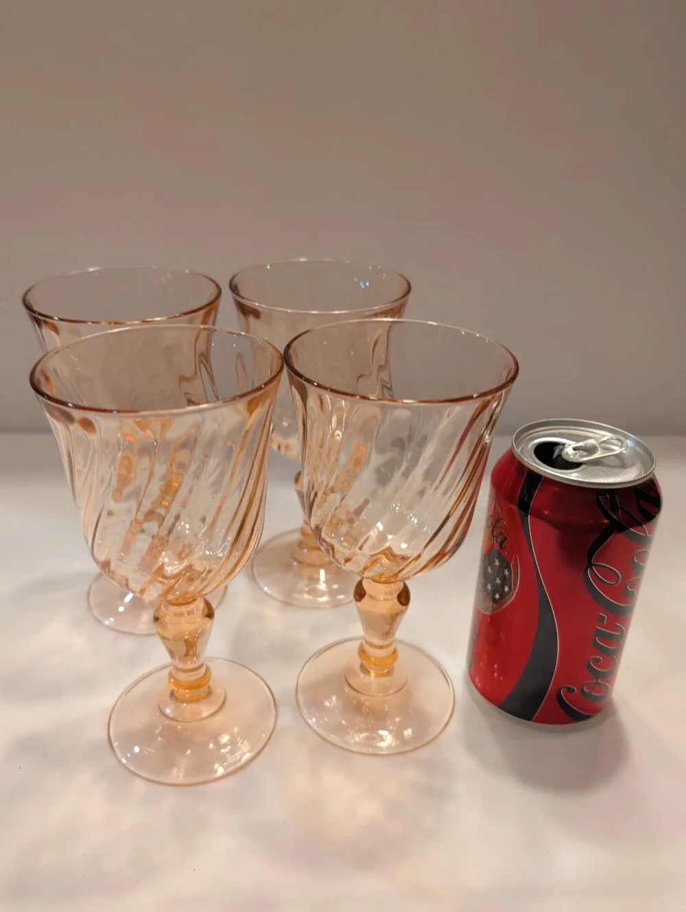 Water Goblets Set of 4 Rosaline Pink Swirl Arcoroc France 6.25″  Vintage 1970s